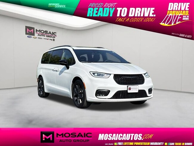 2025 Chrysler Pacifica Limited Van Passenger Van