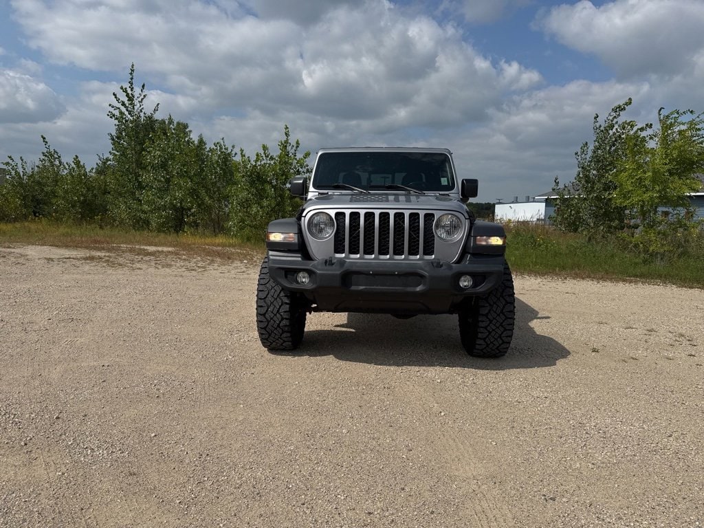 Used 2020 Jeep Gladiator Sport S with VIN 1C6JJTAG4LL119937 for sale in Zumbrota, Minnesota