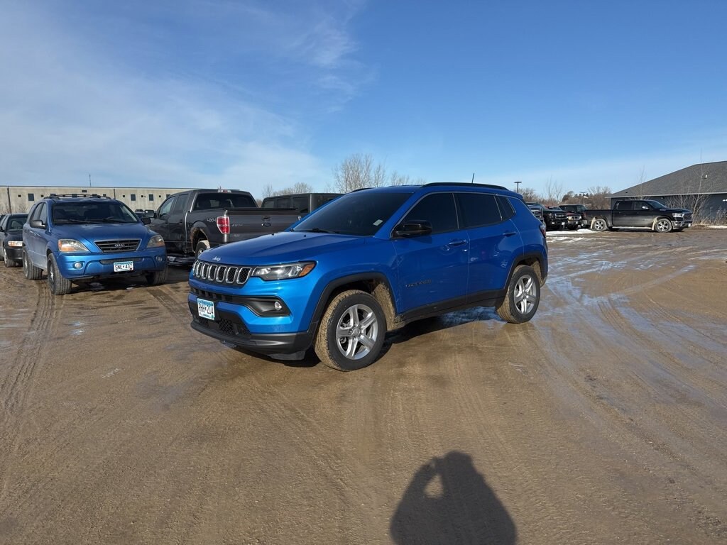 Used 2023 Jeep Compass Latitude SUV