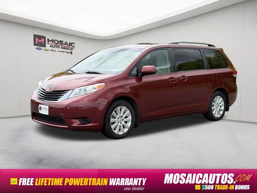 Used 2014 Toyota Sienna LE 4WD Van