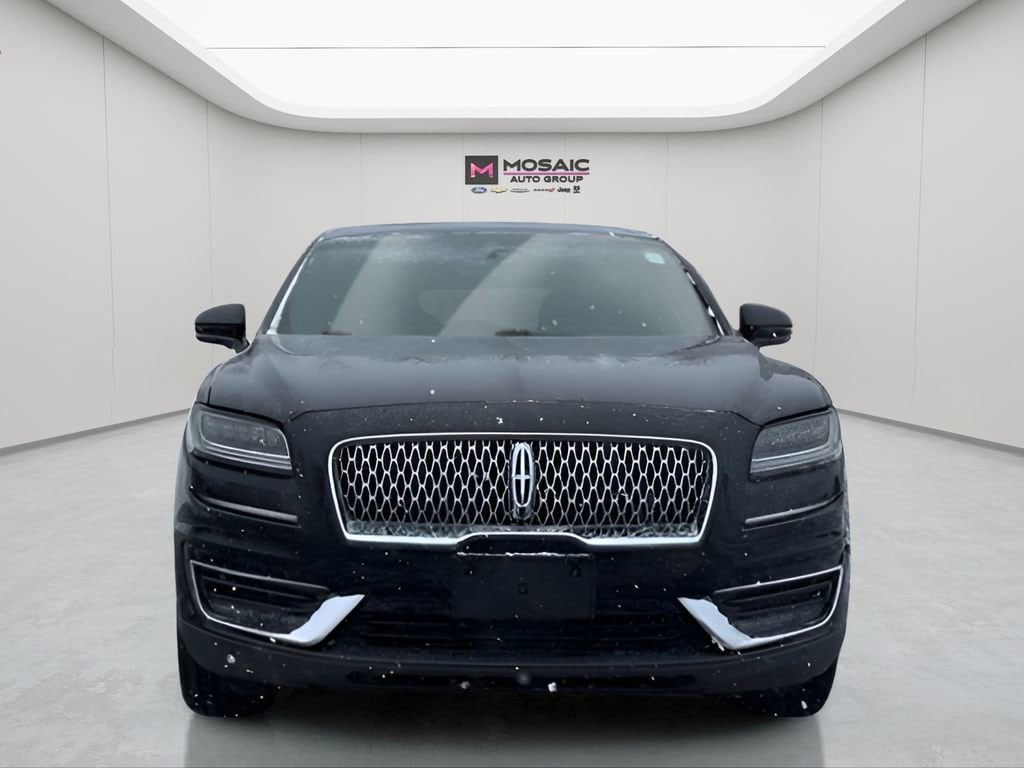Used 2019 Lincoln Nautilus Black Label with VIN 2LMPJ9JP8KBL35360 for sale in Zumbrota, Minnesota