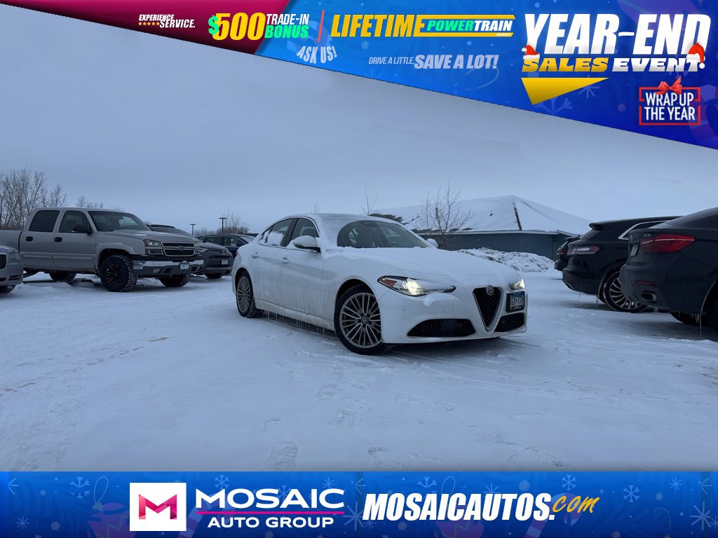 2019 Alfa Romeo Giulia Ti Lusso's photo