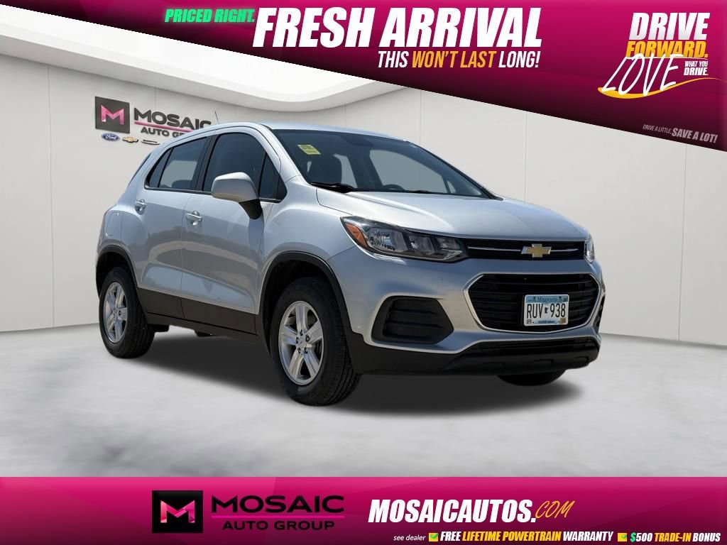 2018 Chevrolet Trax LS AWD's photo