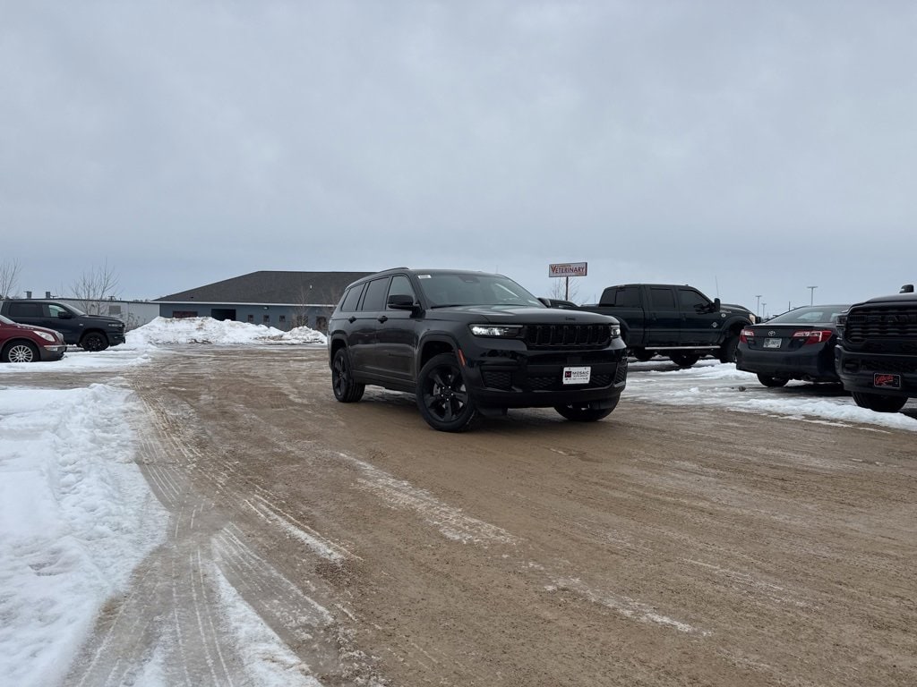 2025 Jeep Grand Cherokee L Altitude's photo