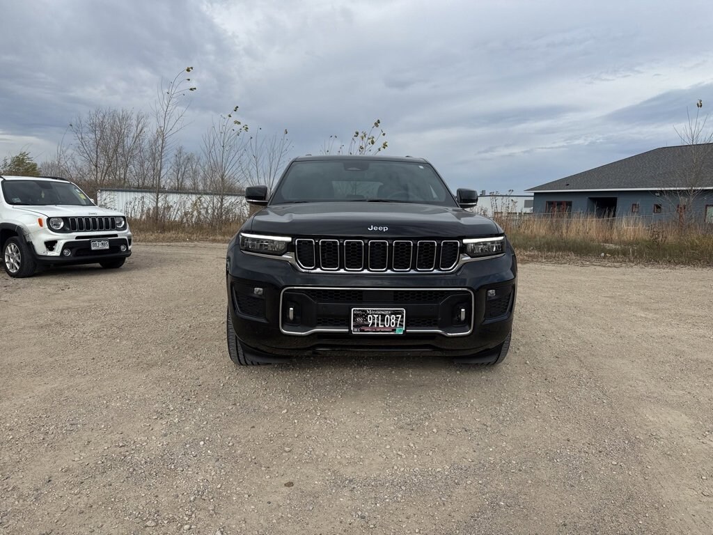 Used 2023 Jeep Grand Cherokee Overland SUV