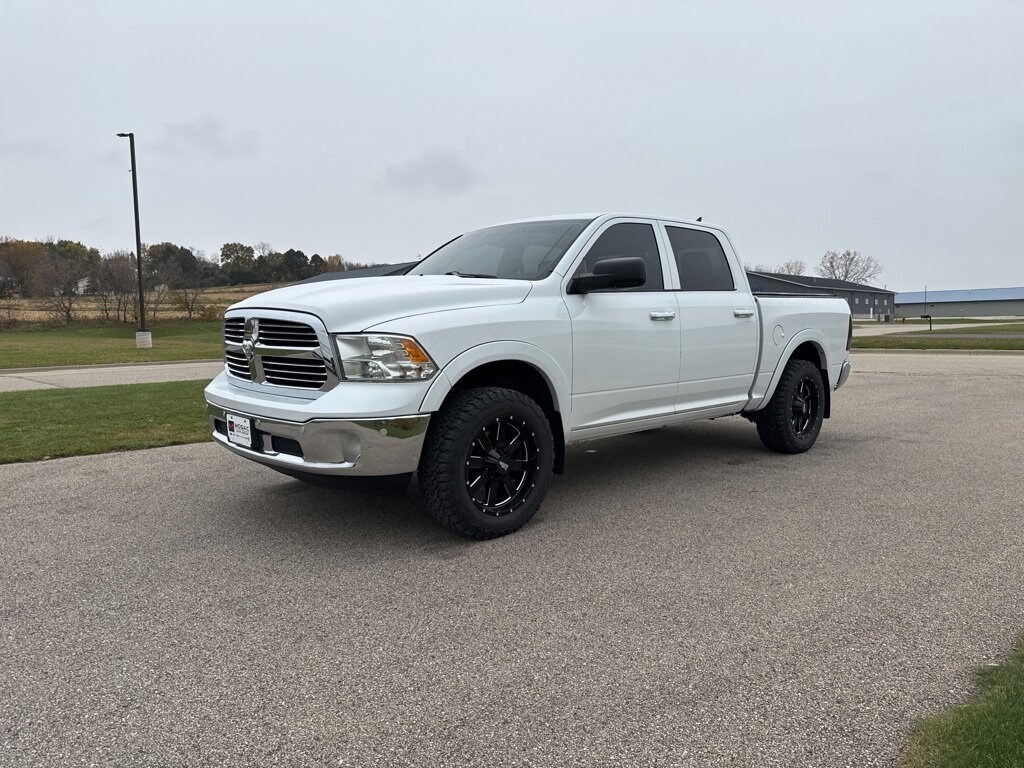 Used 2014 Ram 1500 SLT 5.7L V8 HEMI MDS VVT Truck Crew Cab