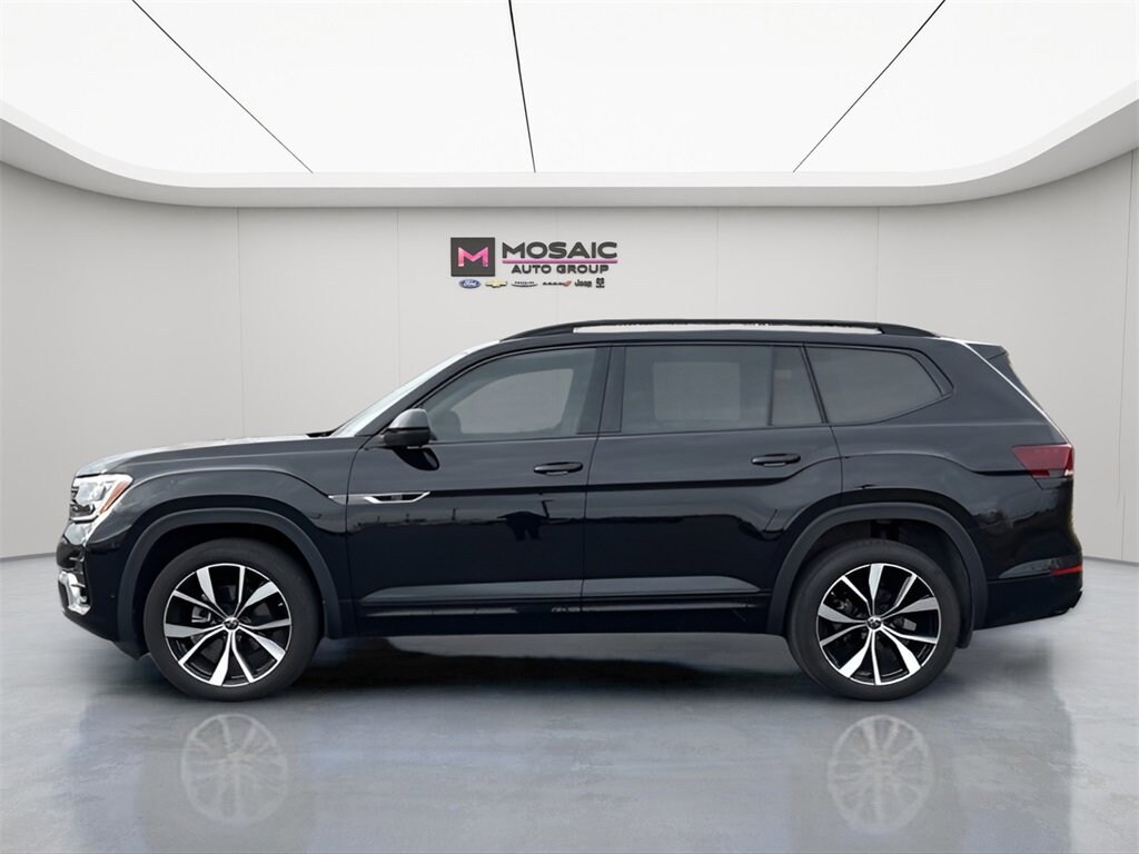Used 2024 Volkswagen Atlas 2.0T SEL Premium R-Line SUV
