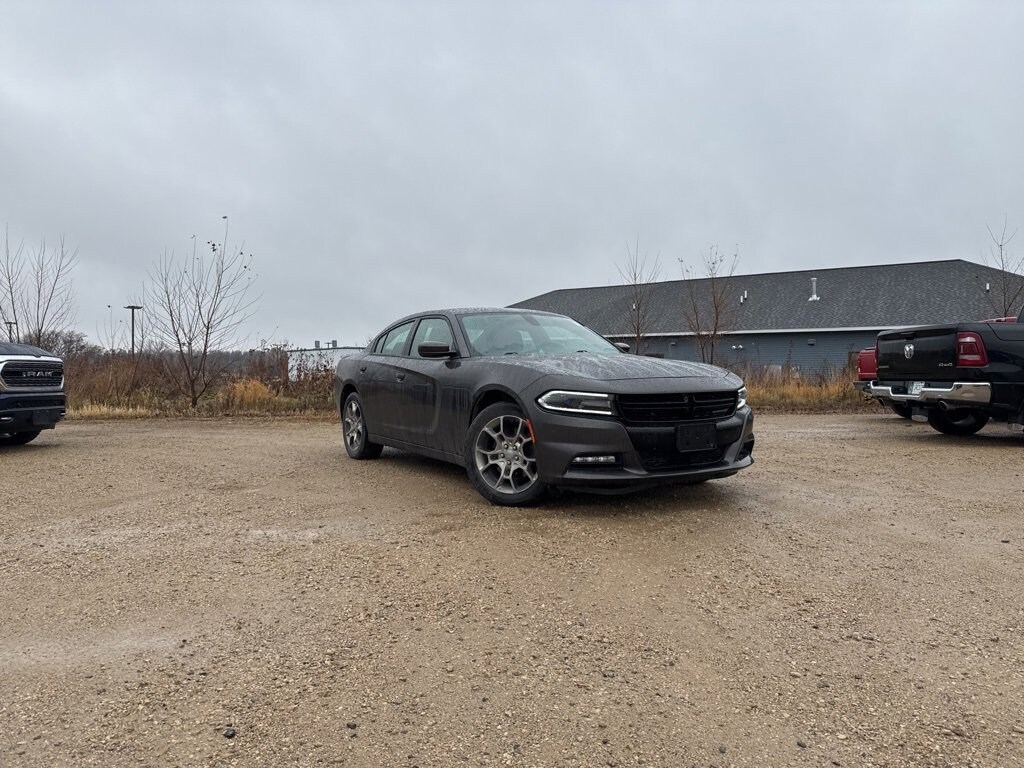 Used 2016 Dodge Charger SXT Sedan