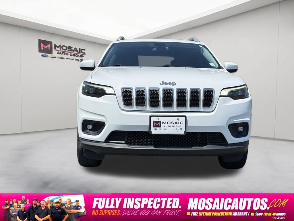 Used 2019 Jeep Cherokee Latitude Plus with VIN 1C4PJMLB1KD181122 for sale in Zumbrota, Minnesota