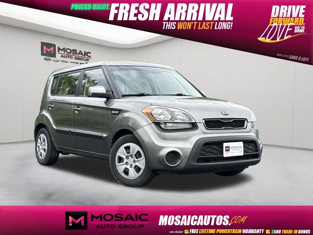 Used 2013 Kia Soul Base Hatchback