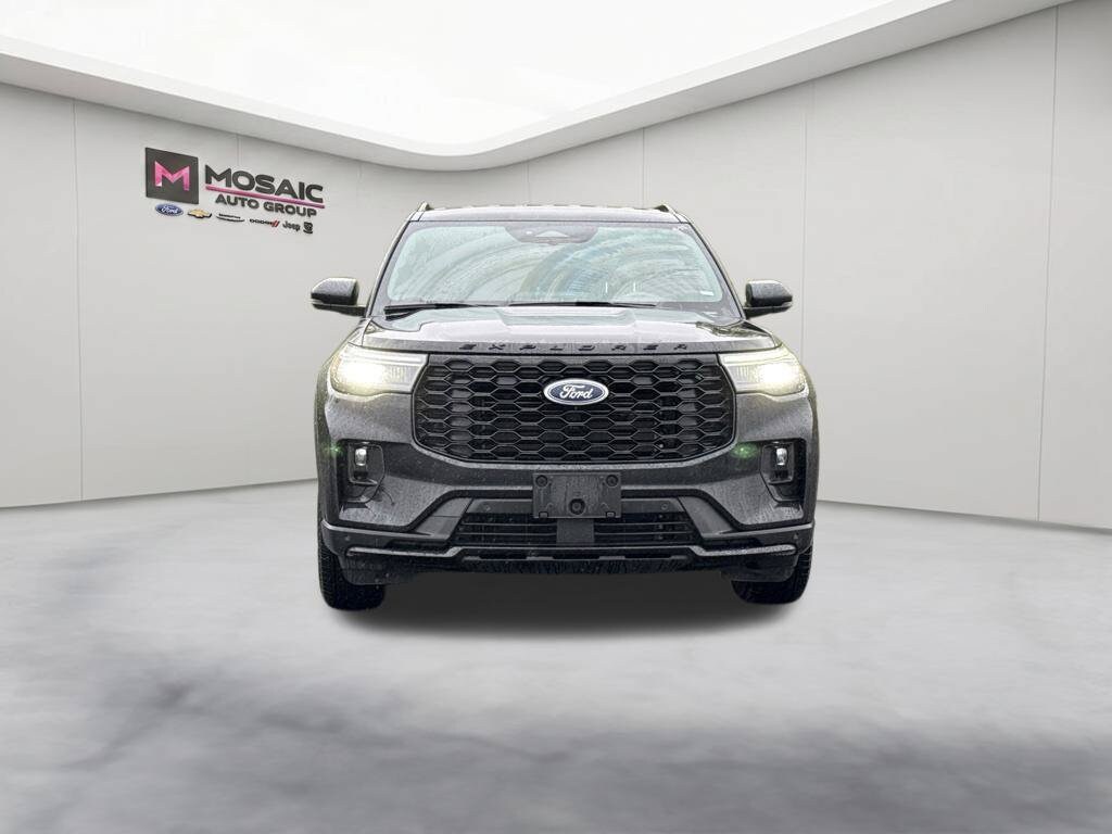 Used 2025 Ford Explorer ST-Line SUV