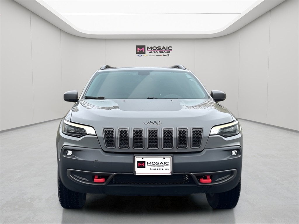 Used 2019 Jeep Cherokee Trailhawk with VIN 1C4PJMBX2KD361240 for sale in Zumbrota, Minnesota