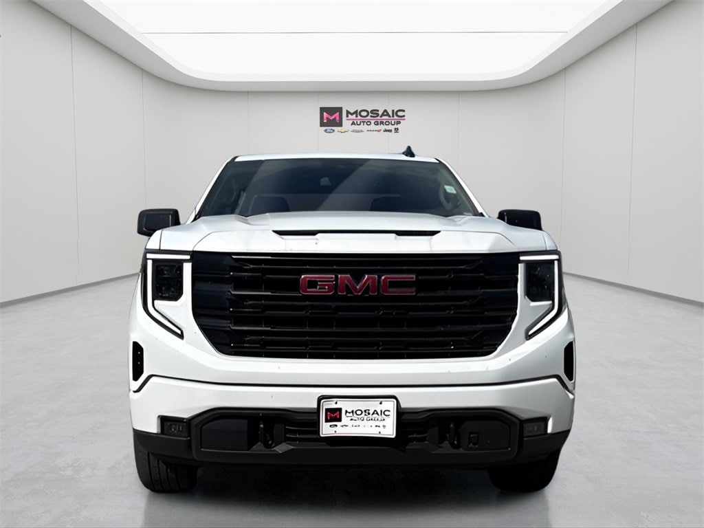 Used 2025 GMC Sierra 1500 Elevation with VIN 1GTUUCE85SZ137911 for sale in Zumbrota, Minnesota
