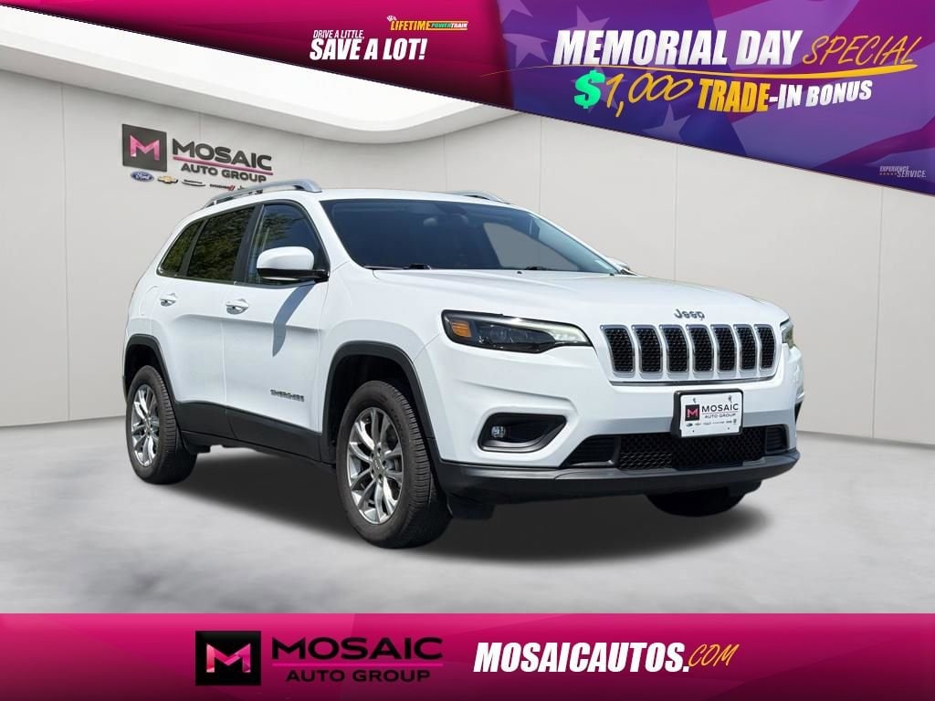 2019 Jeep Cherokee Latitude Plus 4X4's photo