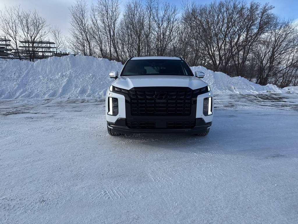 Used 2025 Hyundai Palisade Calligraphy Night Edition with VIN KM8R7DGE9SU910409 for sale in Zumbrota, Minnesota