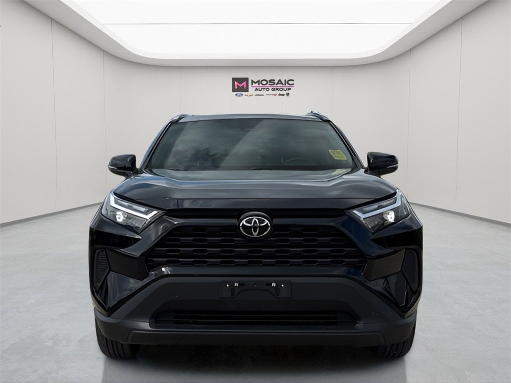 Used 2022 Toyota RAV4 XLE with VIN 2T3P1RFV3NW286867 for sale in Zumbrota, Minnesota
