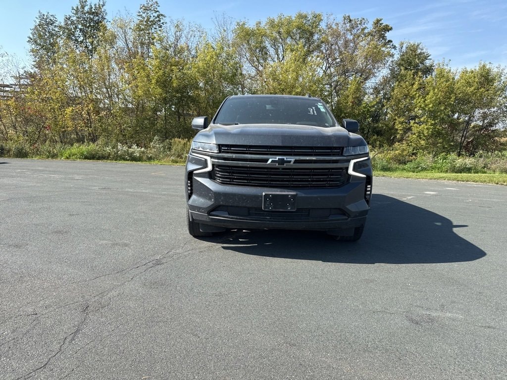 Used 2022 Chevrolet Suburban RST with VIN 1GNSKEKD4NR270357 for sale in Zumbrota, Minnesota