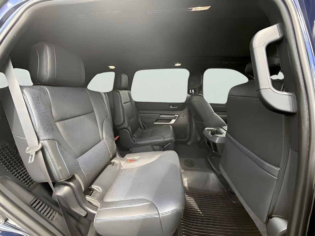 2023 Toyota Sequoia Platinum - Photo 12