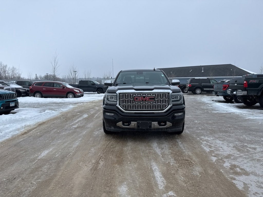 Used 2018 GMC Sierra 1500 Denali Denali with VIN 3GTU2PEJ8JG196661 for sale in Zumbrota, Minnesota