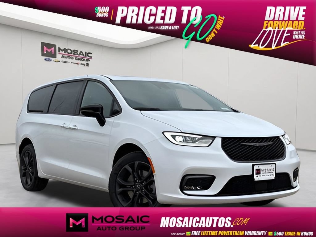 New 2026 Chrysler Pacifica Select Passenger Van