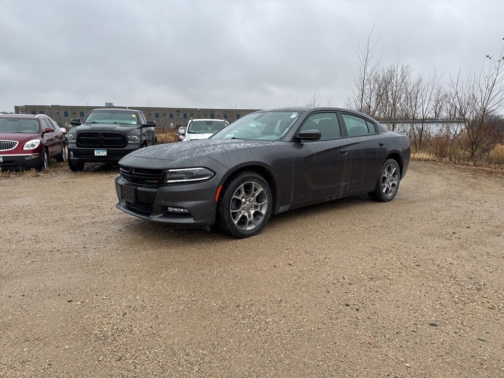 Used 2016 Dodge Charger SXT Sedan