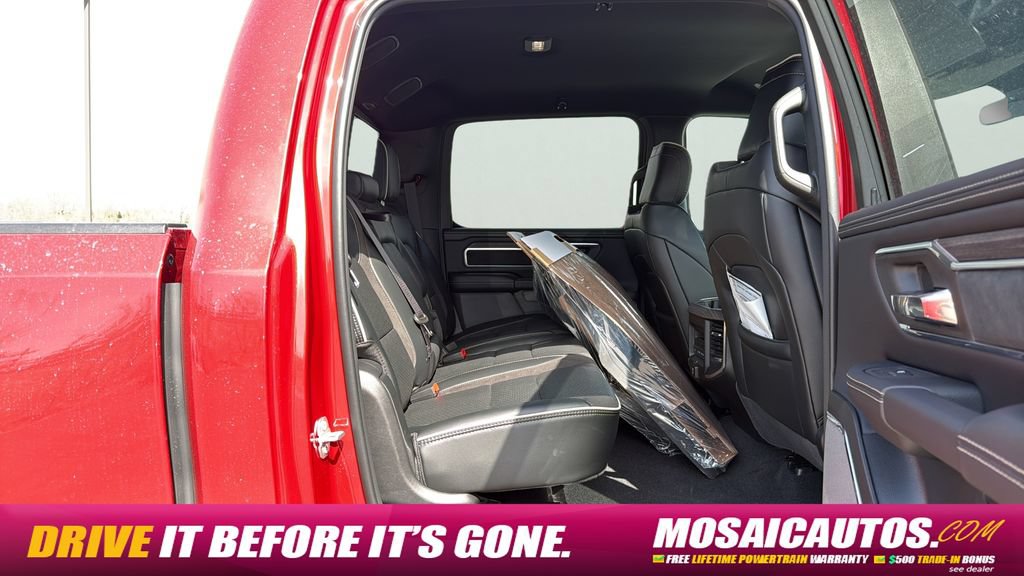 2026 RAM 1500 Laramie - Photo 17
