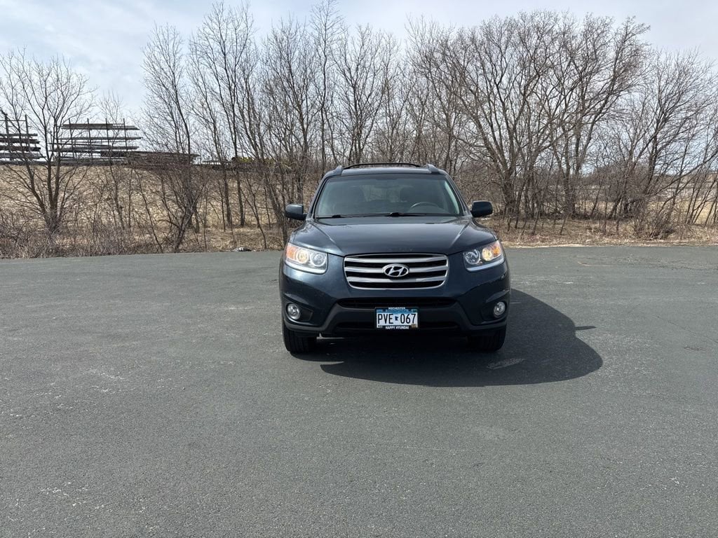 Used 2012 Hyundai Santa Fe SE with VIN 5XYZH4AG4CG145396 for sale in Zumbrota, MN