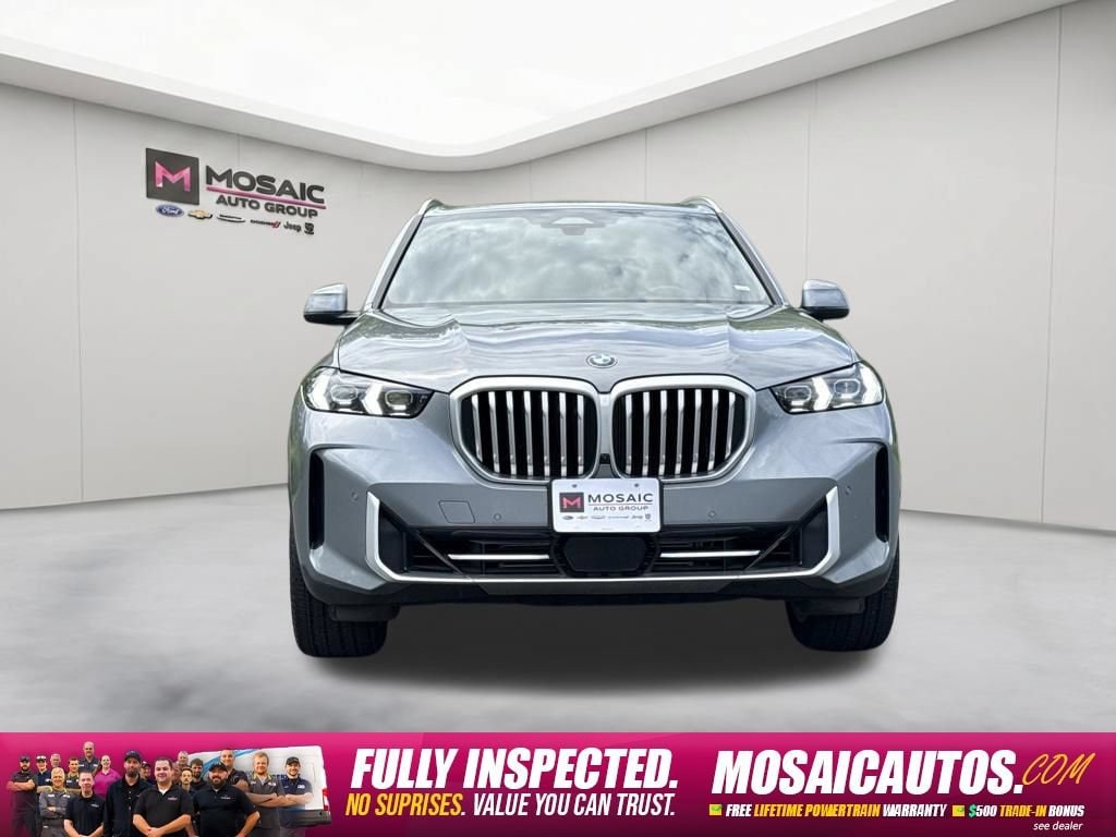 Used 2026 BMW X5 40i with VIN 5UX23EU03T9052034 for sale in Zumbrota, Minnesota