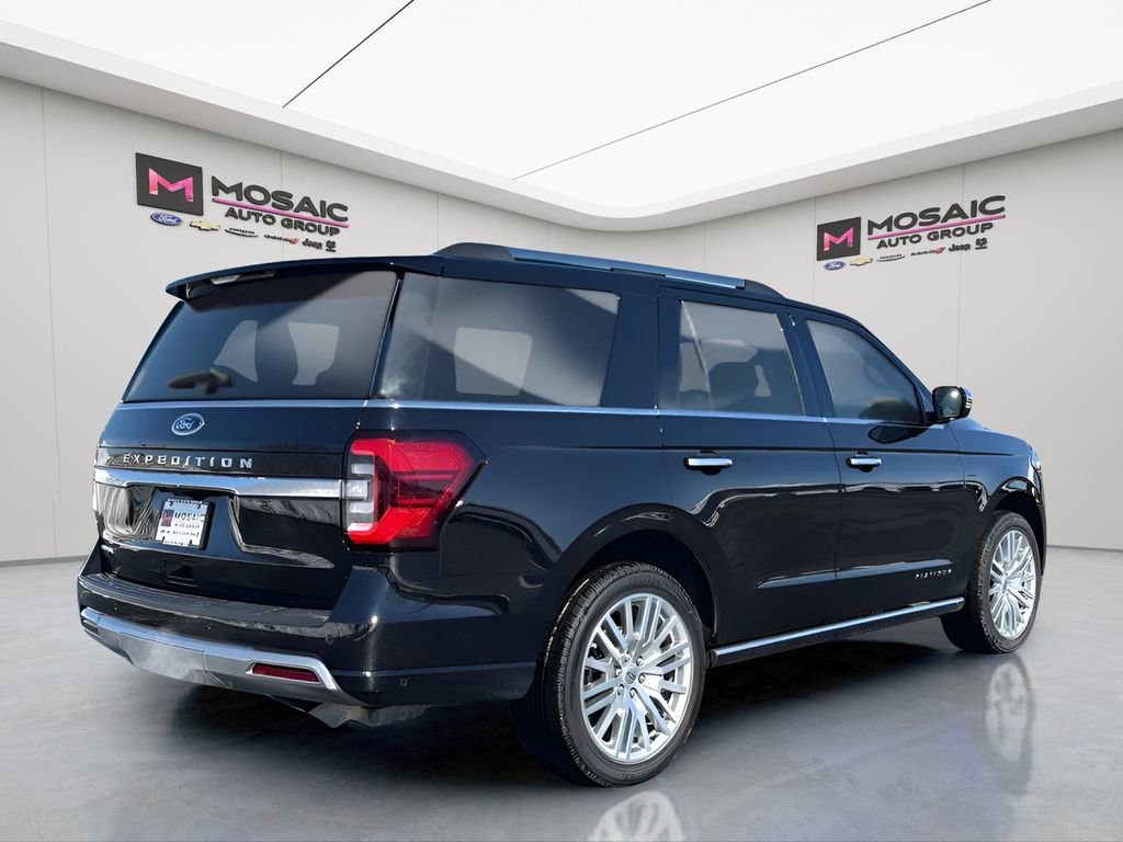 Used 2024 Ford Expedition Platinum with VIN 1FMJU1M85REA73164 for sale in Zumbrota, Minnesota