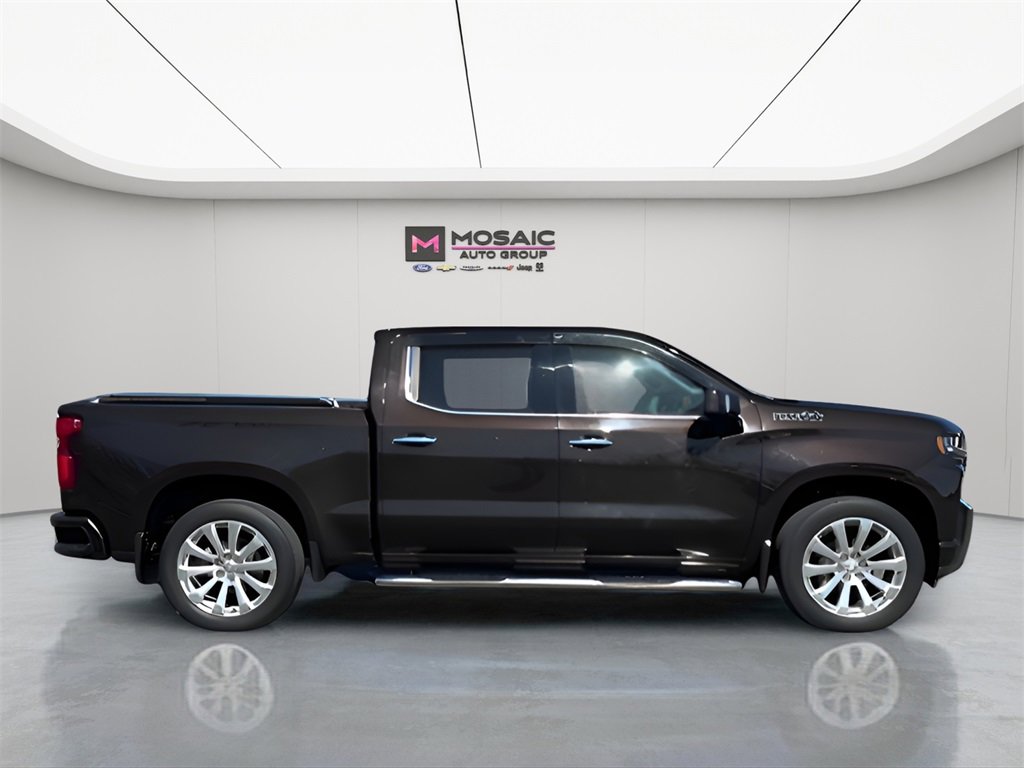 Used 2019 Chevrolet Silverado 1500 High Country with VIN 1GCUYHED8KZ106182 for sale in Zumbrota, Minnesota