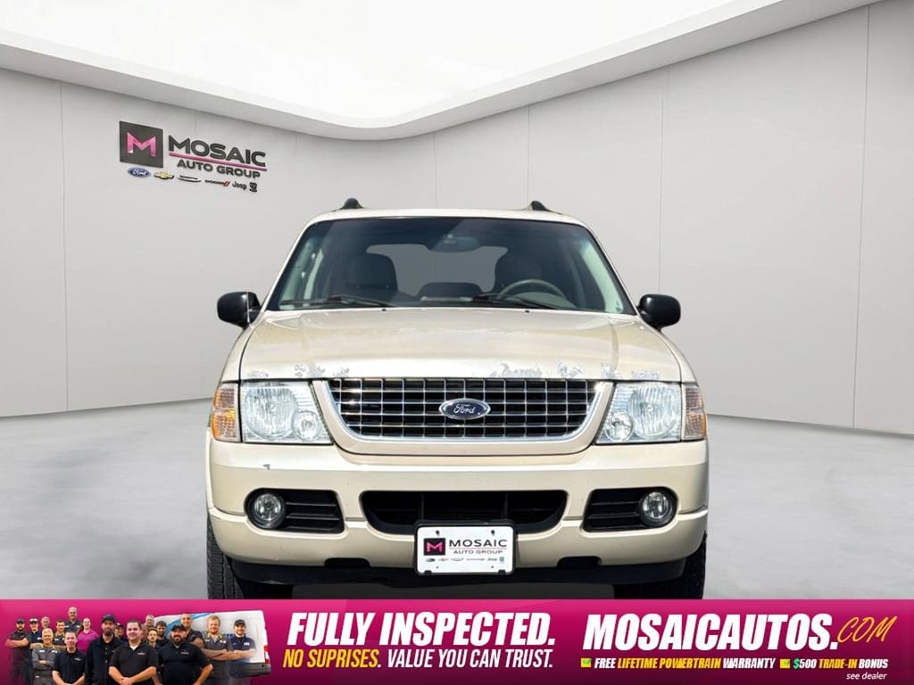 Used 2005 Ford Explorer Limited with VIN 1FMZU75W25ZA05569 for sale in Zumbrota, Minnesota