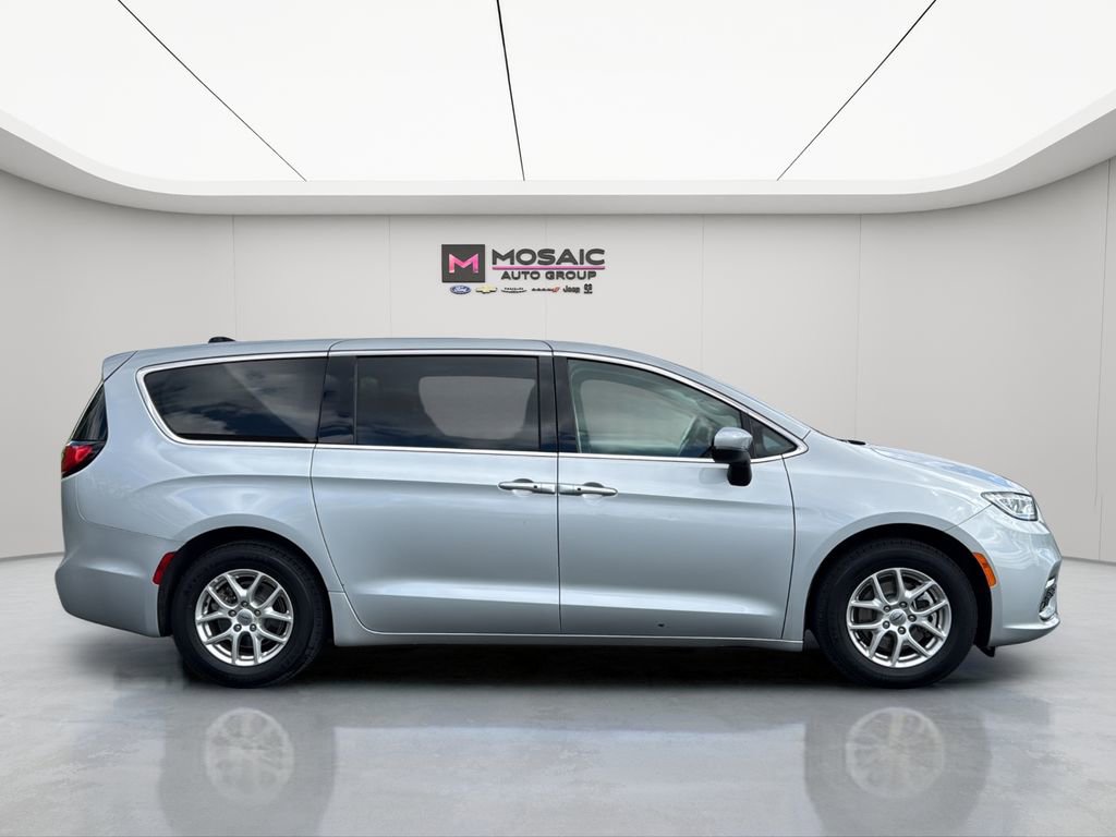 Used 2023 Chrysler Pacifica Touring L with VIN 2C4RC1BG6PR613061 for sale in Zumbrota, Minnesota
