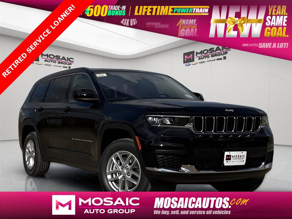 2025 Jeep Grand Cherokee L Laredo's photo