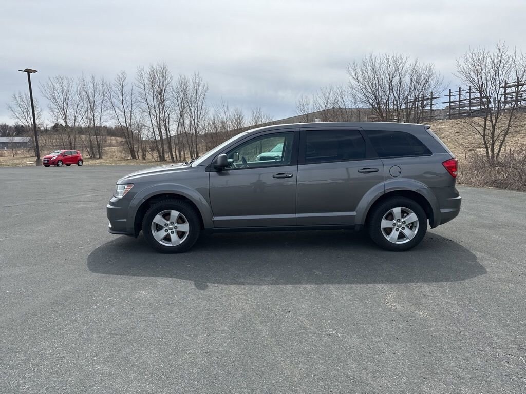 Used 2012 Dodge Journey SE/AVP SUV