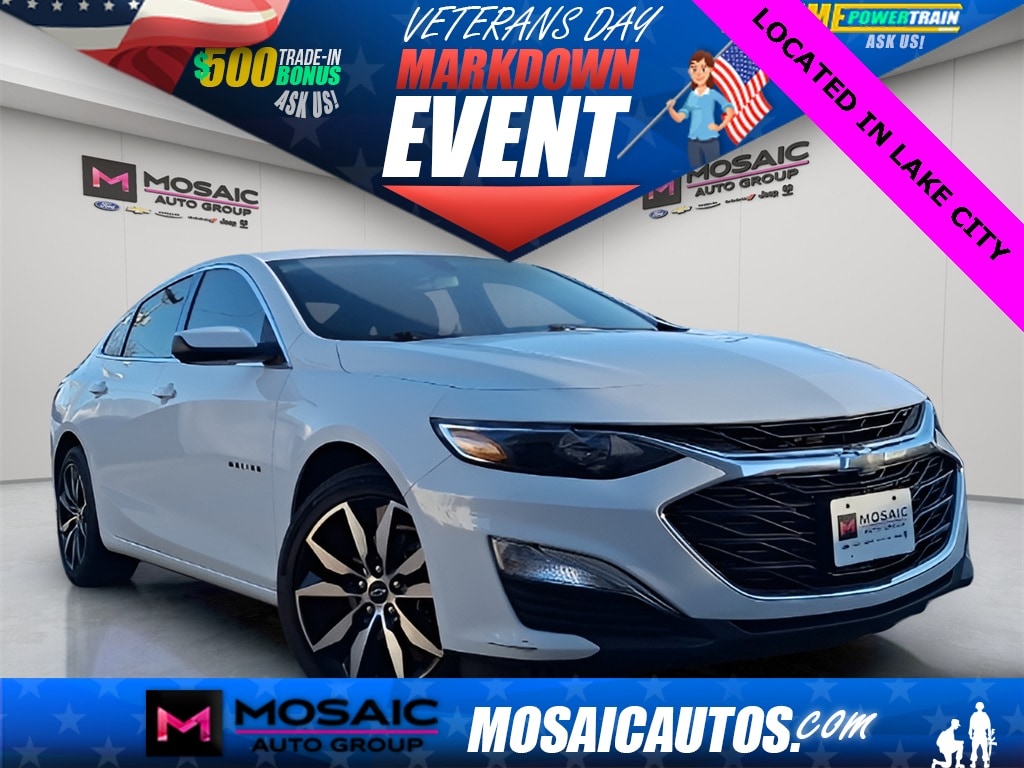 2022 Chevrolet Malibu RS's photo