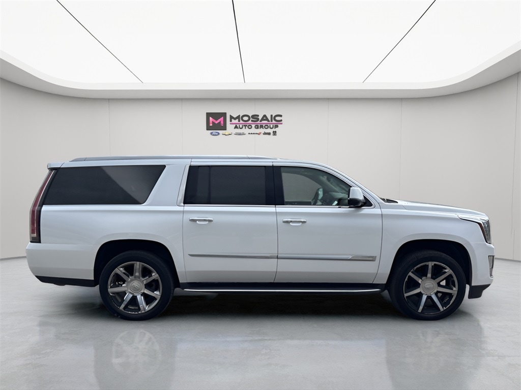 Used 2016 Cadillac Escalade ESV Luxury with VIN 1GYS4HKJXGR394592 for sale in Lake City, Minnesota
