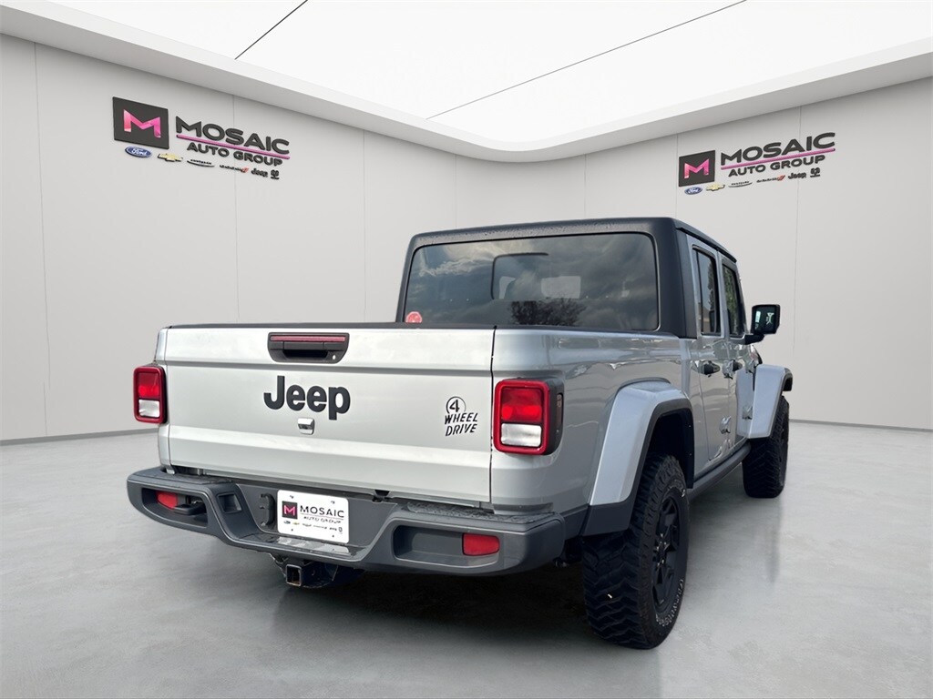 Used 2022 Jeep Gladiator Willys Truck