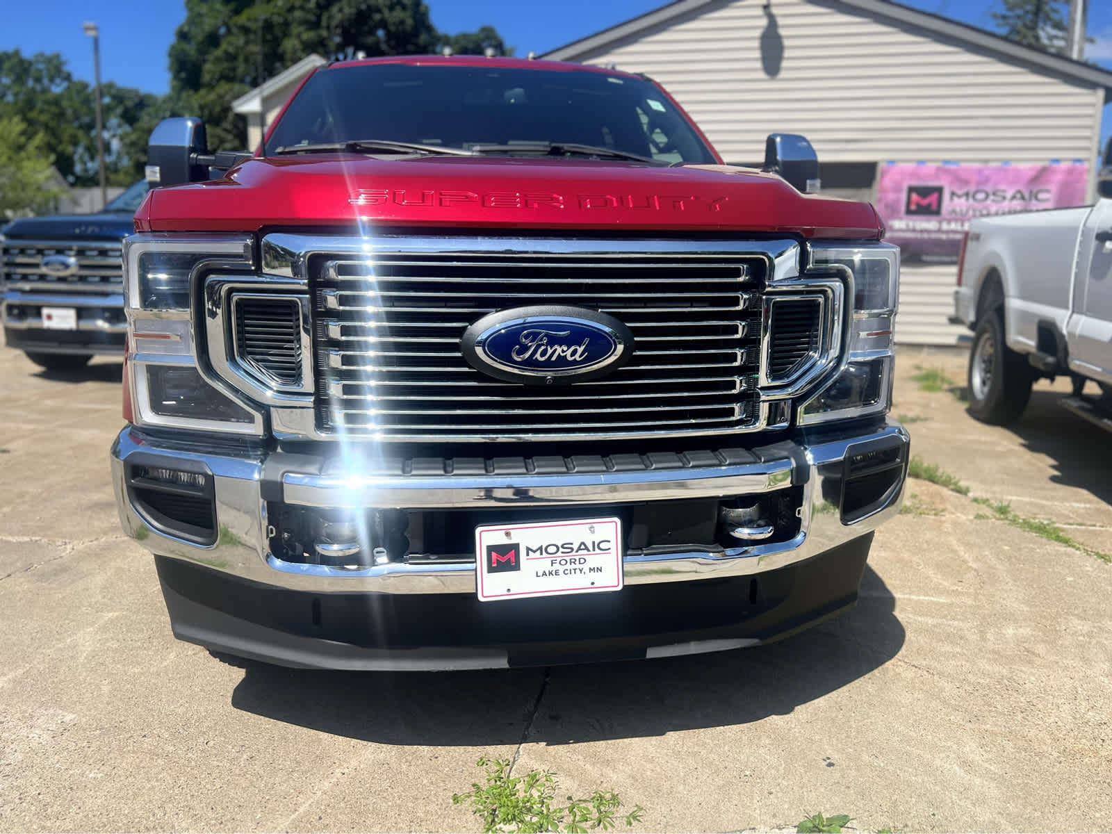 Used 2022 Ford F-350 Super Duty Lariat with VIN 1FT8W3DT0NED05225 for sale in Lake City, Minnesota