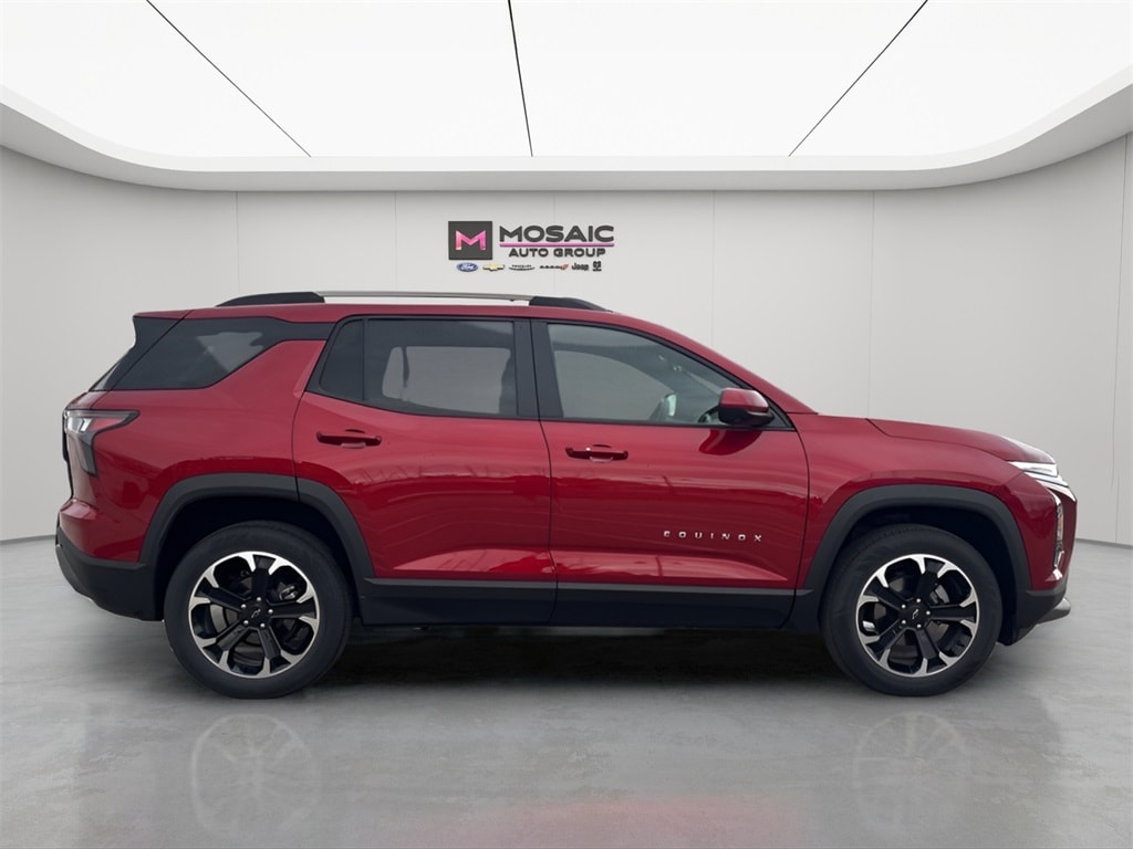 Used 2025 Chevrolet Equinox LT with VIN 3GNAXPEG2SL111631 for sale in Lake City, Minnesota