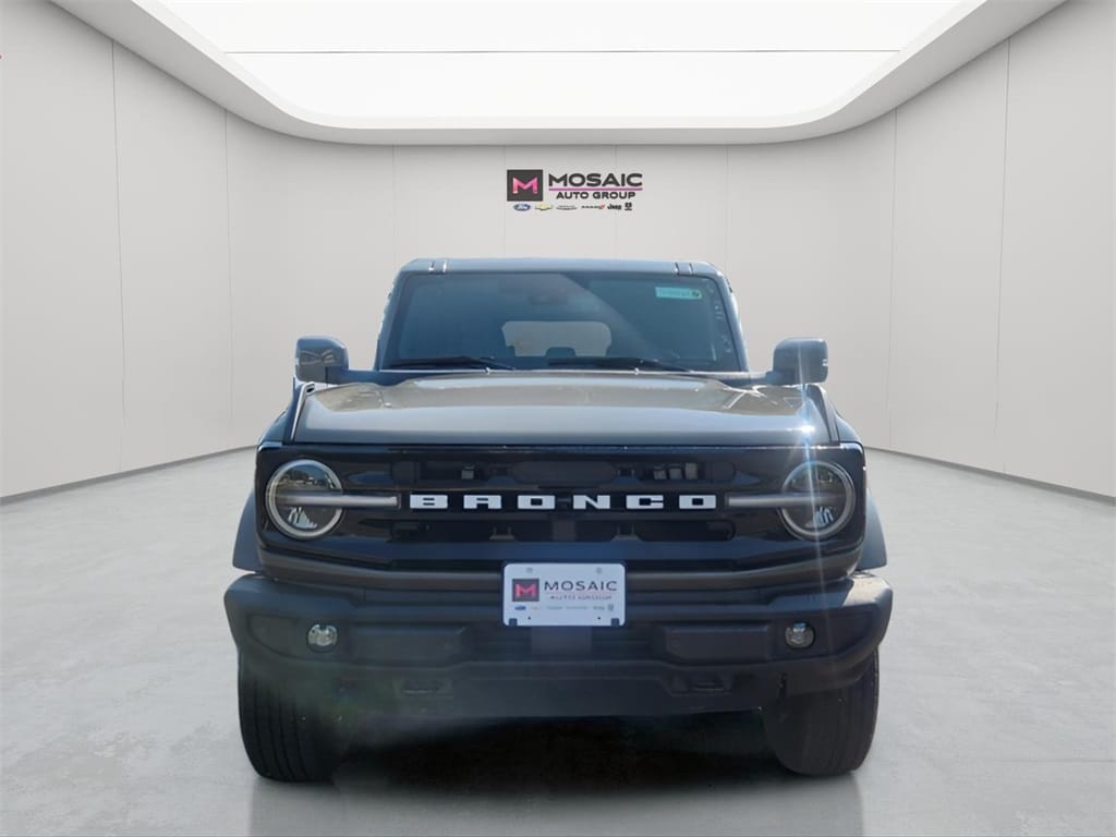 New 2025 Ford Bronco Outer Banks SUV