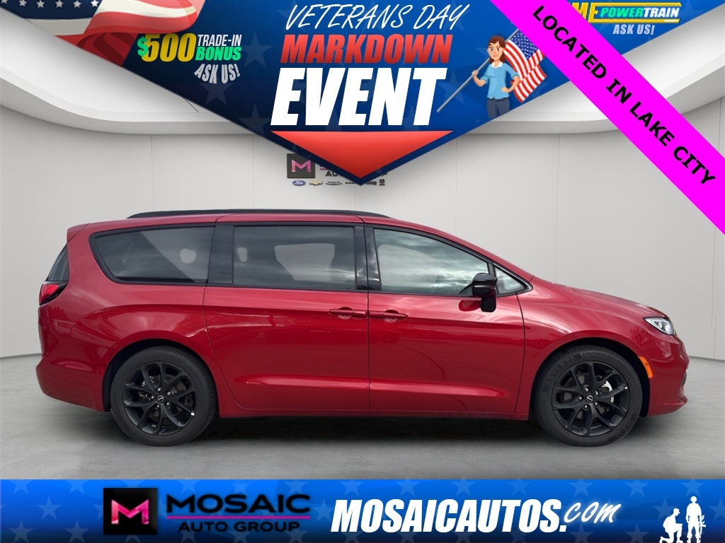 Used 2025 Chrysler Pacifica Limited with VIN 2C4RC1GG6SR539397 for sale in Lake City, Minnesota
