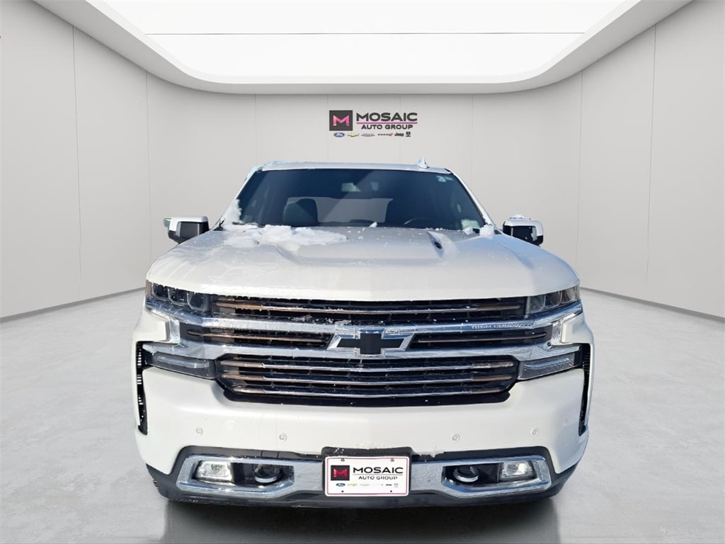 Used 2022 Chevrolet Silverado 1500 Limited High Country with VIN 1GCUYHEL1NZ193743 for sale in Lake City, Minnesota