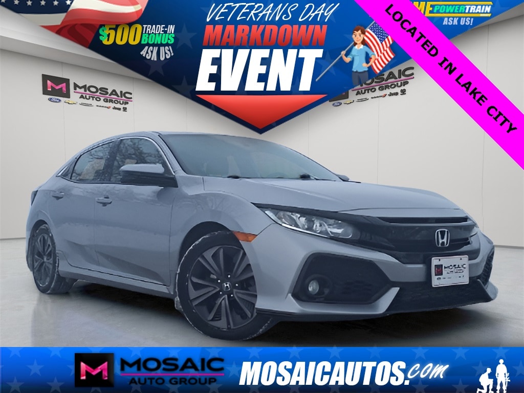 2018 Honda Civic Hatchback EX's photo