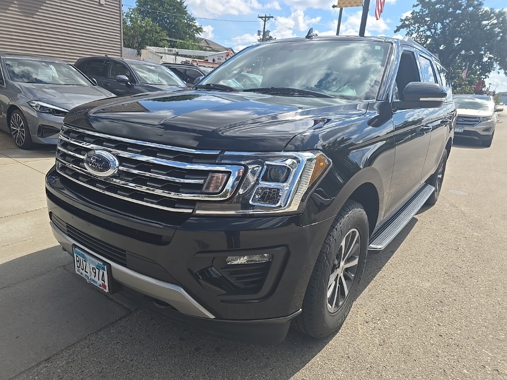 Used 2019 Ford Expedition XLT with VIN 1FMJK1JT3KEA65780 for sale in Lake City, Minnesota