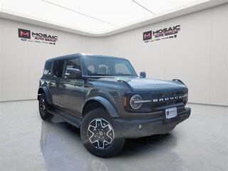 2025 Ford Bronco Outer Banks SUV