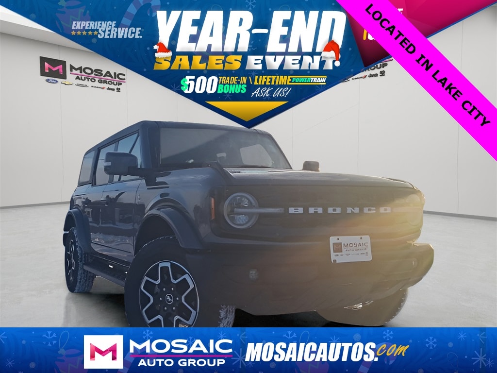 2023 Ford Bronco 4-Door Outer Banks's photo