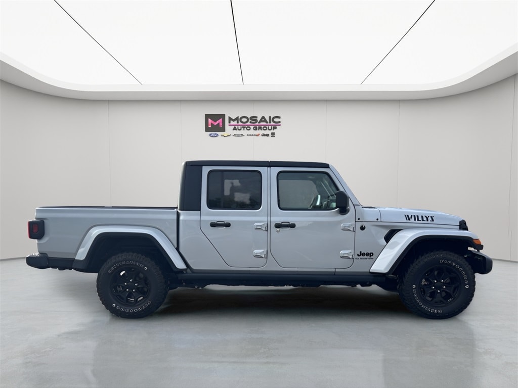 Used 2022 Jeep Gladiator WILLYS with VIN 1C6HJTAG4NL141437 for sale in Lake City, Minnesota