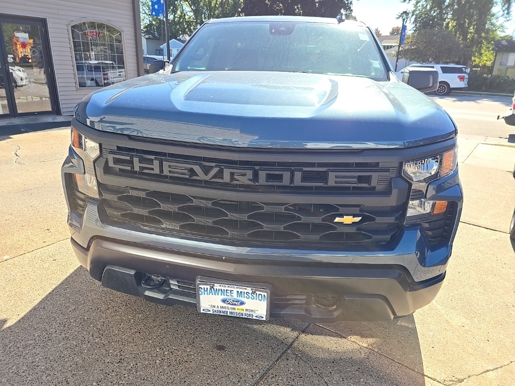 Used 2024 Chevrolet Silverado 1500 Work Truck with VIN 3GCNDAEK1RG318275 for sale in Lake City, Minnesota