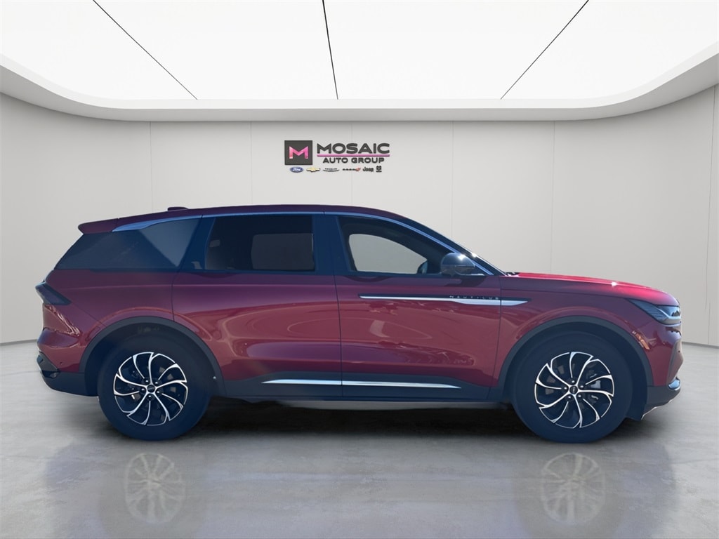 Used 2024 Lincoln Nautilus Premiere with VIN 5LMPJ8JA4RJ796219 for sale in Lake City, Minnesota