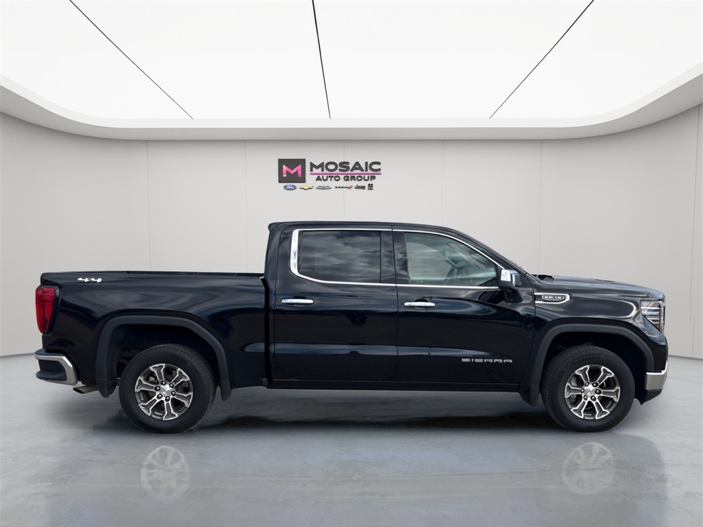 Used 2024 GMC Sierra 1500 SLT with VIN 1GTUUDED0RZ325314 for sale in Lake City, Minnesota